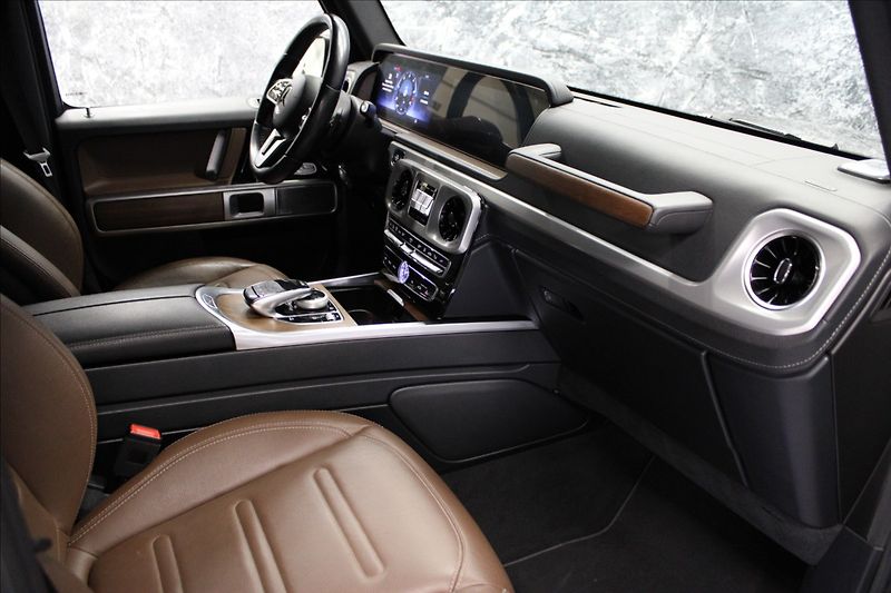 Mercedes-Benz Třídy G 2,9 350d 9G AMG, BURMESTER 4M - fotka 13 z 43