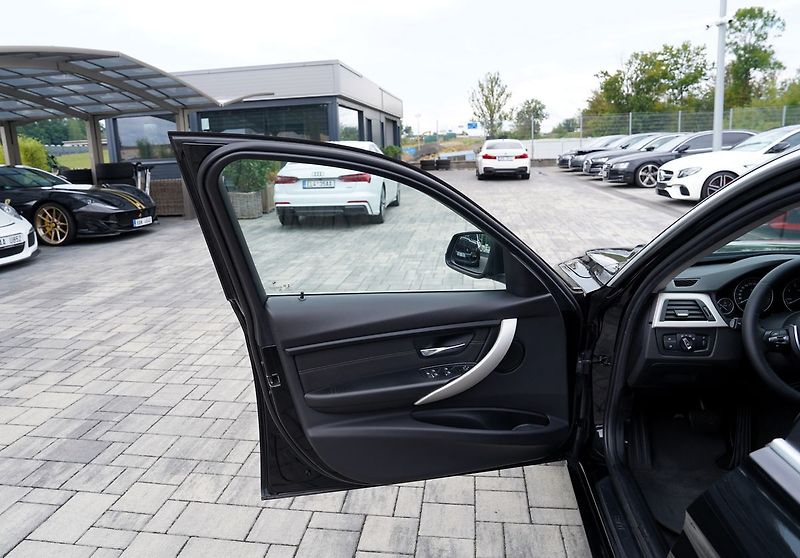 BMW Řada 3 320d automat,EfficientDynamic - fotka 15 z 42
