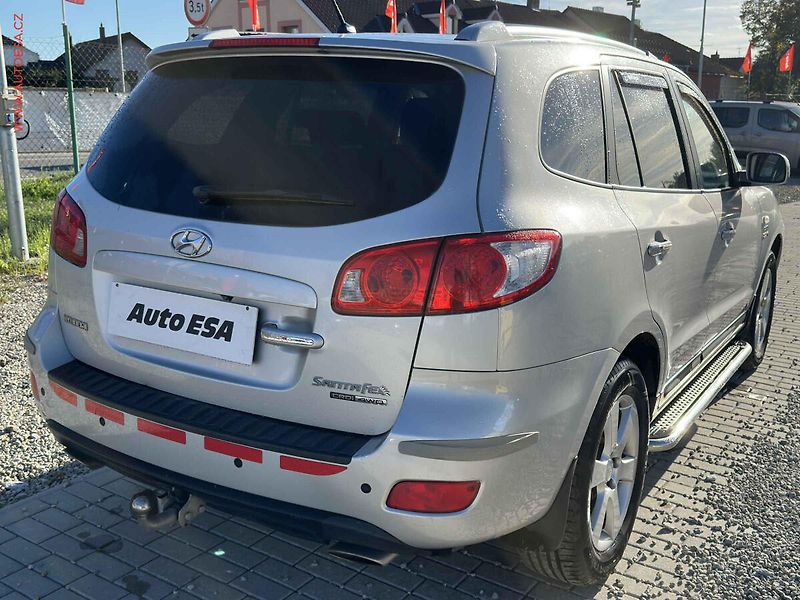 Hyundai Santa Fe (2009) 2.2 CRDi 4x4, ČR, AT, AC, TZ - fotka 4 z 20