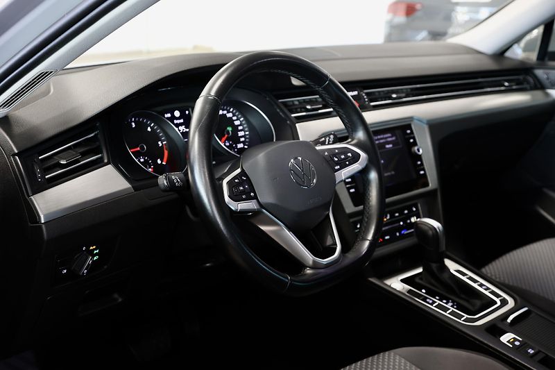 Volkswagen Passat (2024) 2.0TDI DSG Nez.Topení 48000KM - fotka 11 z 25