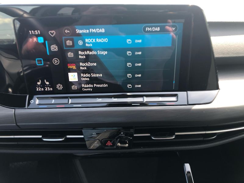 Volkswagen Golf Style 2.0 TDI 110 kW DSG Varia - fotka 19 z 28