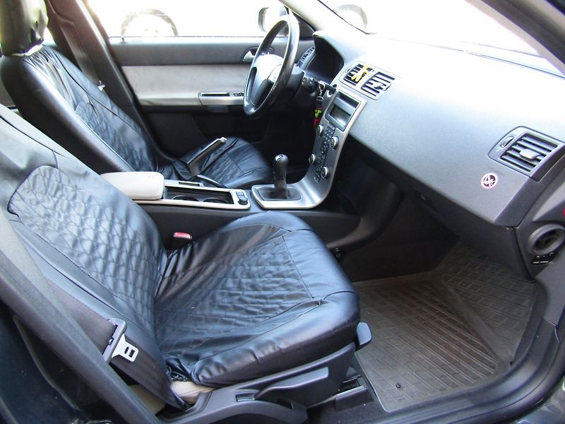 Volvo V50 (2009) 1.8 16V kW - fotka 25 z 35