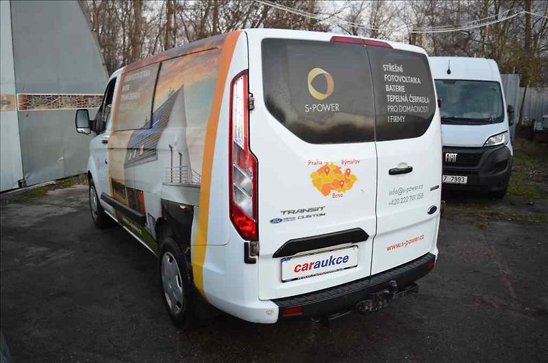 Ford Transit (2022) CUSTOM 2,0 D - fotka 6 z 16