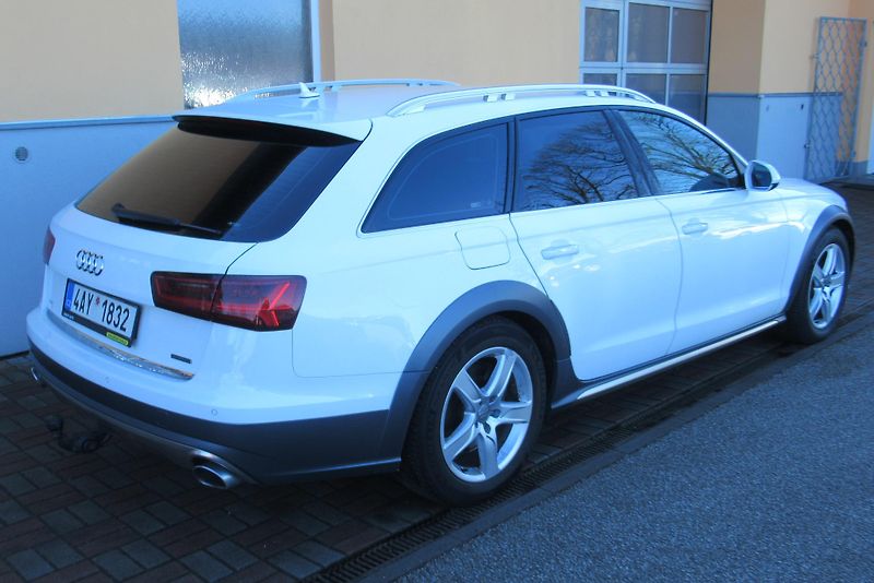 Audi A6 Allroad 3.0 TDI QUATTRO NAVI TAŽNÉ - fotka 5 z 29