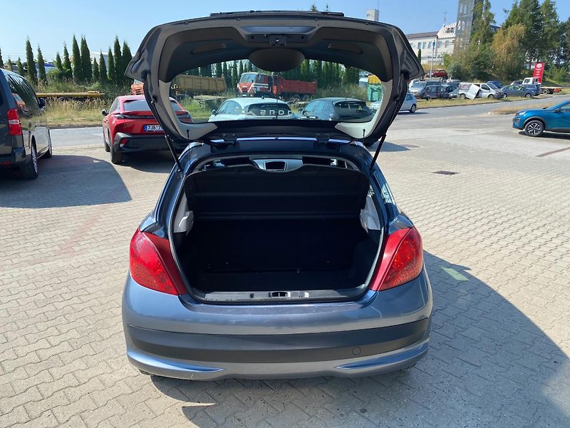 Peugeot 207 (2008) 1.4, Klimatizace - fotka 7 z 19