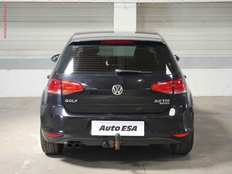 Volkswagen Golf (2014) 2.0 TDi, ČR, AC, tempo - fotka 5 z 19