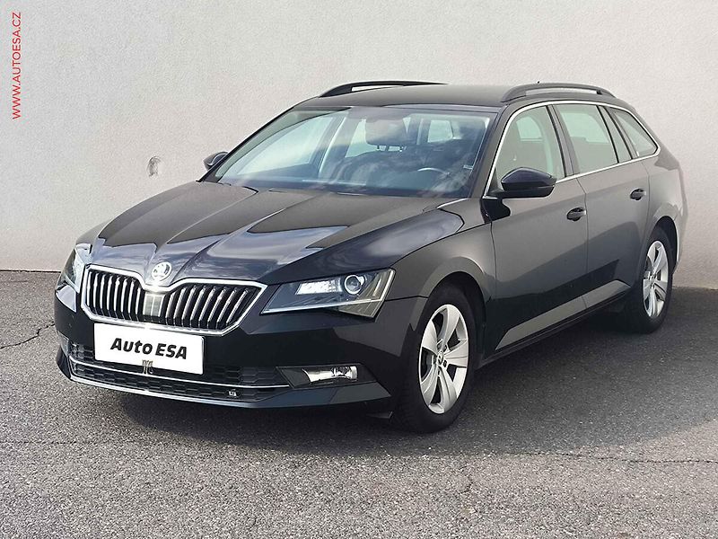Škoda Superb (2019) 2.0TDI, ČR, Ambition, DSG - fotka 3 z 24