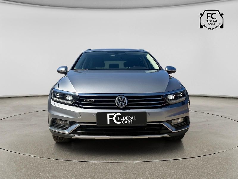 Volkswagen Passat 140kW 4Motion DSG Alltrack - fotka 8 z 31
