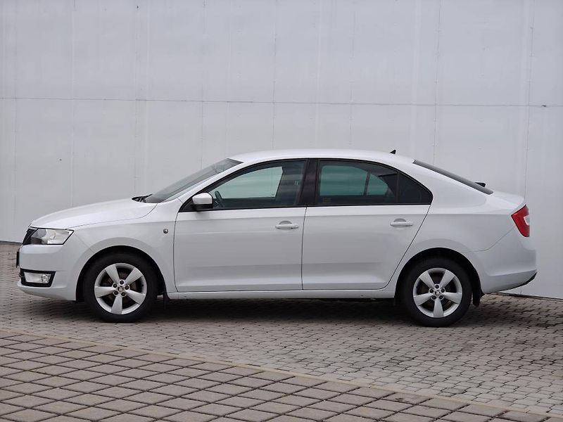 Škoda Rapid Ambition 1,2 TSI - fotka 3 z 21