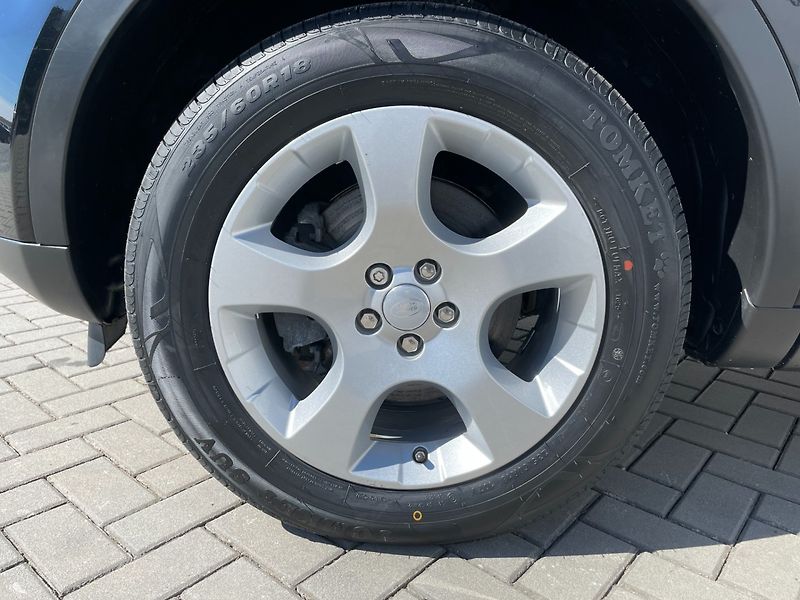 Land Rover Discovery Sport (2017) 2.0Td4 110kW HSE - fotka 29 z 29