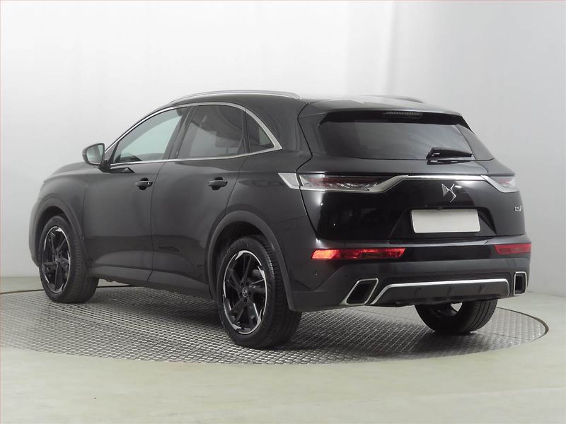 DS Automobiles DS7 Crossback (2020) Rivoli 2.0 BlueHDI, Automat - fotka 4 z 27