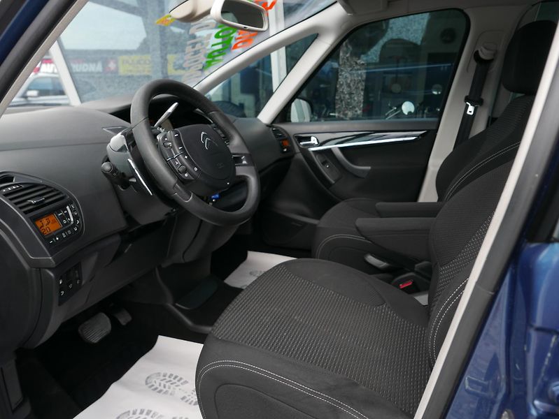 Citroën C4 Picasso 1,6 e-HDi Navi REZERVACE - fotka 17 z 43