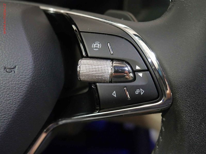 Škoda Octavia (2022) 2.0 TDi, 1.maj,ČR, Style - fotka 16 z 22