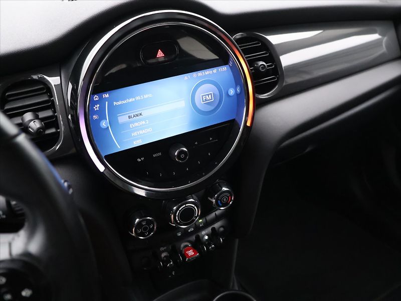 Mini Cooper 1,5 100kW CZ DPH Klima,Tempo - fotka 15 z 26