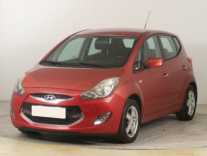 Hyundai ix20 (2011) 1.4 CVVT, po STK, Tažné - fotka 2 z 17