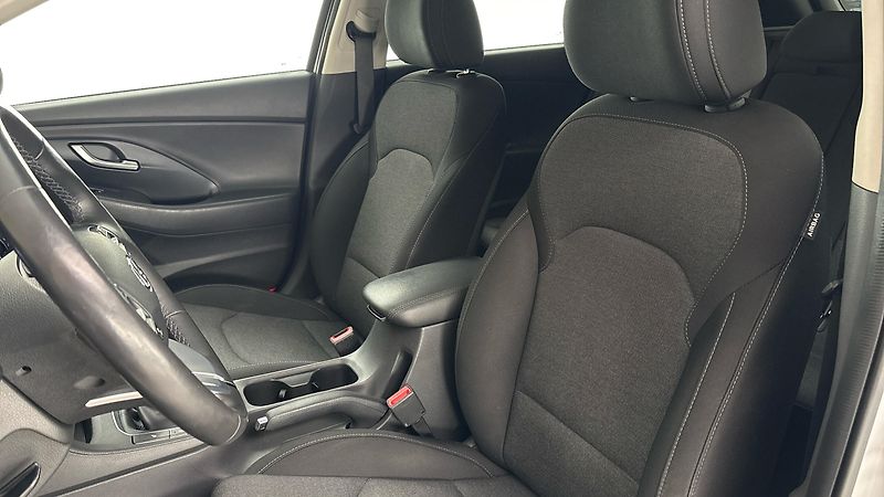 Hyundai i30 1.0 T-GDI Smart Kombi - fotka 15 z 28