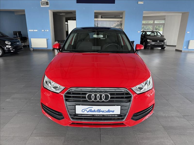 Audi A1 1,0   TFSI SPORTBACK ULTRA - fotka 2 z 22