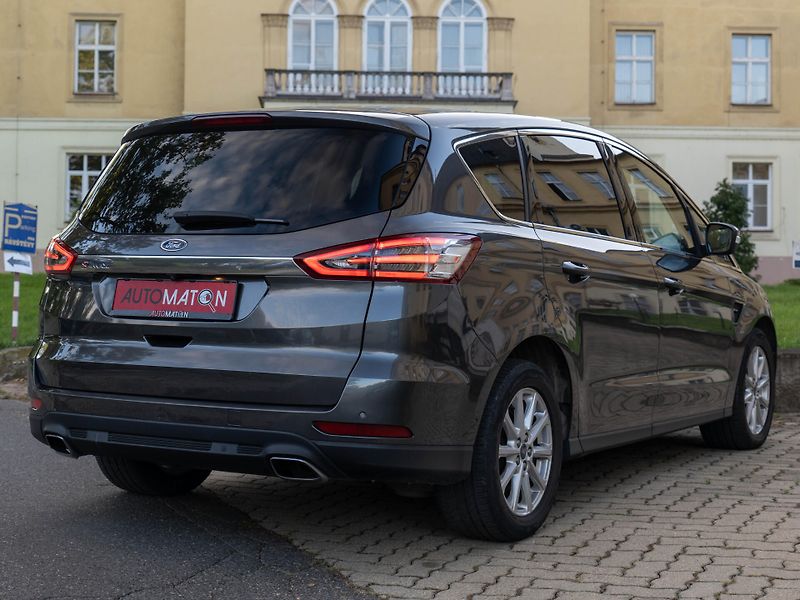 Ford S-MAX 2.0 Kůže Panorama 7 míst Tažné - fotka 6 z 52