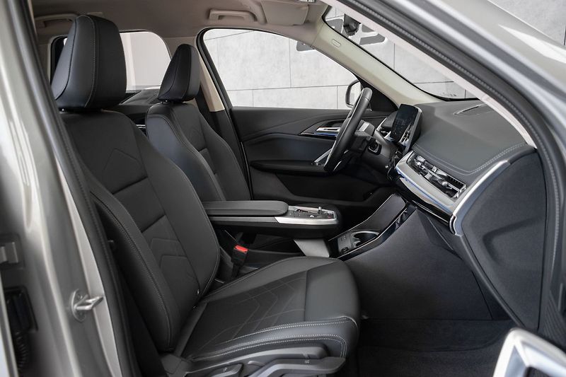 BMW X1 xDrive20d TAŽNÉ*ZÁRUKA*ČR 1.M* - fotka 12 z 43