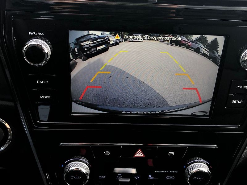 KGM Tivoli Grand Style plná výbava - fotka 21 z 23