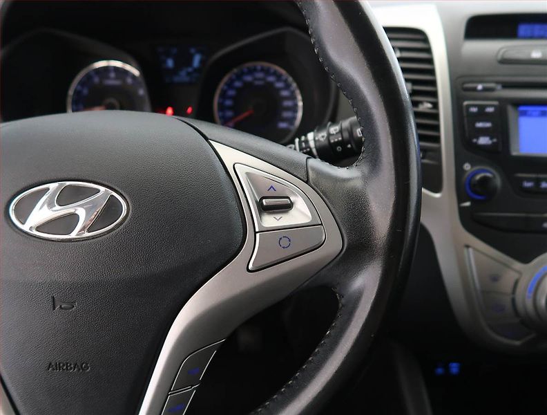 Hyundai ix20 (2019) 1.6 CVVT, Serv.kniha - fotka 15 z 16