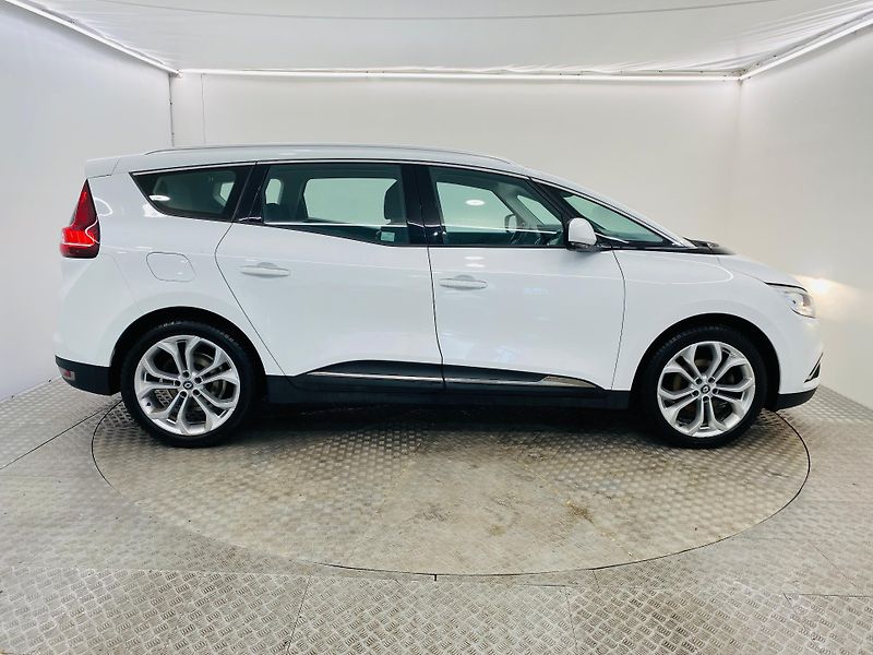 Renault Grand Scénic 1,2   1.2 Tce 97kW Intense - fotka 23 z 25