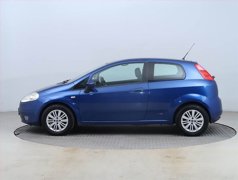 Fiat Punto (2007) 1.4, po STK, rezervace - fotka 3 z 14