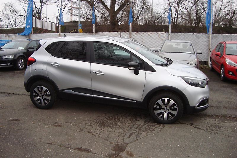 Renault Captur (2017)  0.9 Limited - fotka 8 z 66