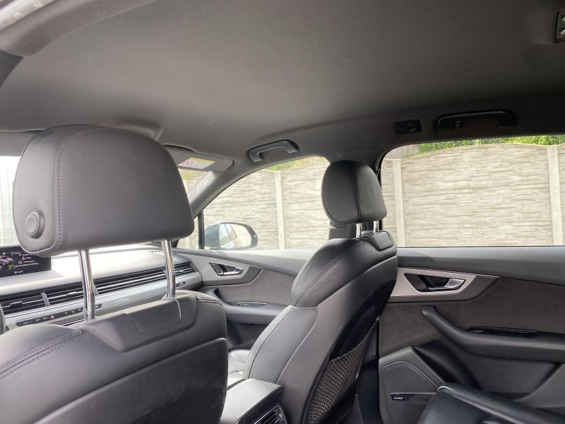 Audi Q7 3.0TDi 4x4 270PS S-LINE 7MÍST! - fotka 109 z 173