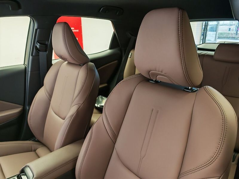 Lexus LBX 1.5 Hybrid Elegant TECH - fotka 17 z 41