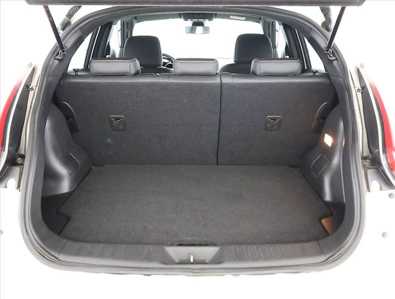 Nissan Juke (2017) 1.5 dCi, Serv.kniha, Navi - fotka 12 z 13