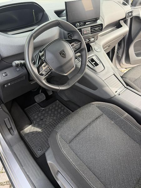 Peugeot Rifter (2024) TOP stav - fotka 9 z 18