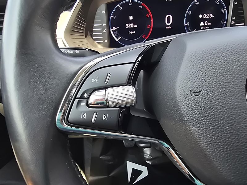 Škoda Octavia 2.0TDI 85KW AMBI+ NEHAVAR ČR - fotka 37 z 37