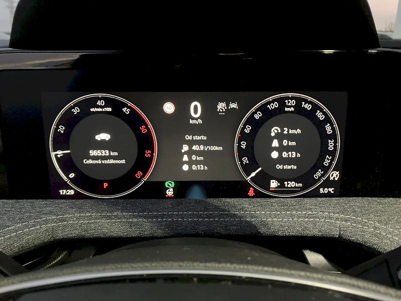Škoda Superb (2024) COMBI SELEC TD 110/2.0 A7F - fotka 25 z 33