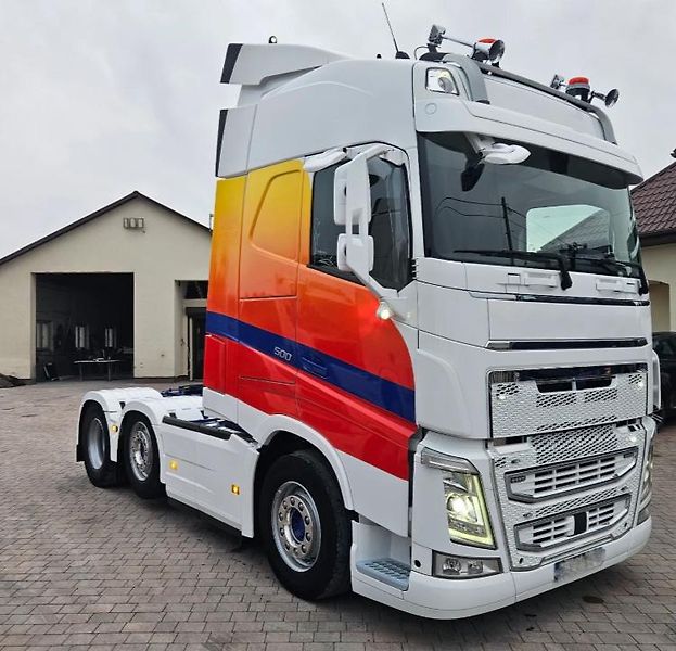Volvo FH (2020) 500 6x2 tahač EURO 6 - fotka 2 z 14