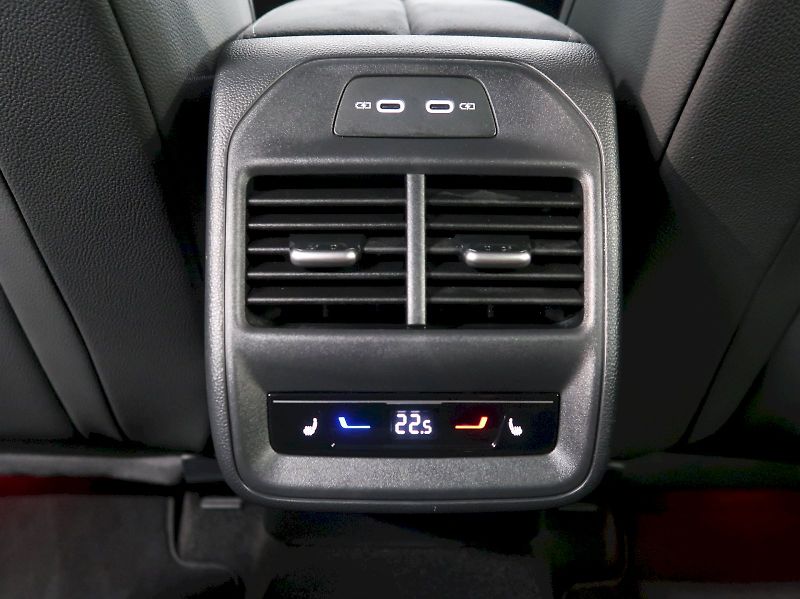Škoda Superb (2025) SPORTLINE 2.0TDI 110KW DSG LED - fotka 45 z 47