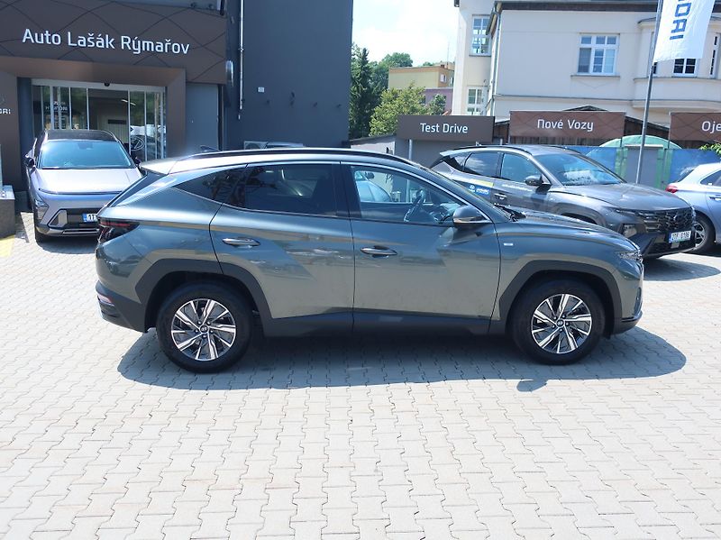 Hyundai Tucson 1,6T-GDi 110kW SMART  - fotka 8 z 27