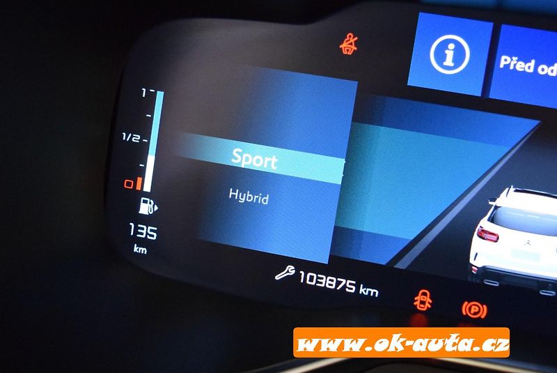 Citroën C5 Aircross HYBRID 225 ě-EAT8 165 kW-DPH - fotka 42 z 68