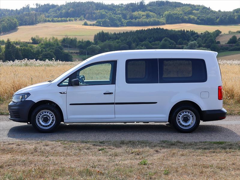 Volkswagen Caddy 2,0 TDI 75kW DSG Maxi Navi - fotka 4 z 31