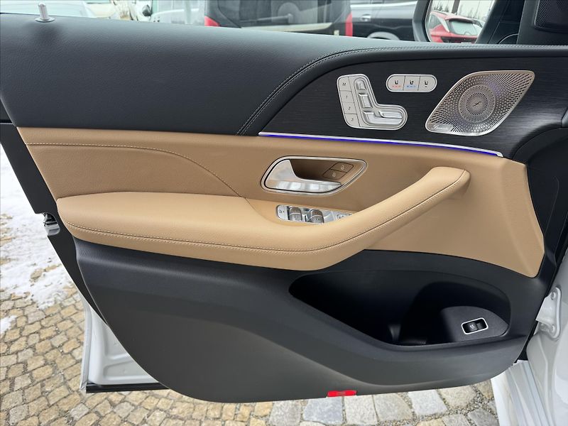 Mercedes-Benz GLS 350d 4M*NEZÁVISLÉ*MASÁŽ - fotka 4 z 52