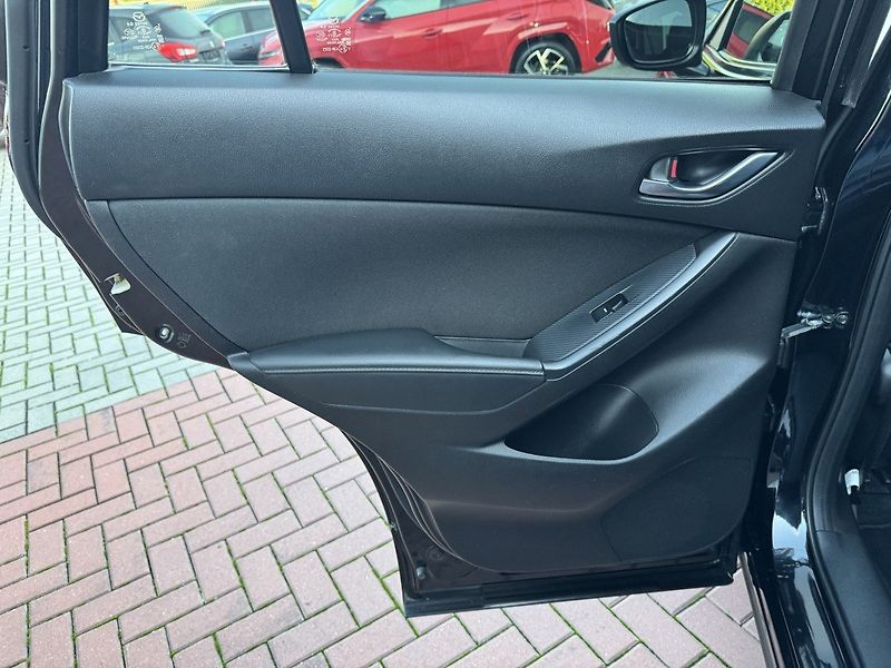 Mazda CX-5 (2017) 2.0i G-165 LED Bose Kamera - fotka 26 z 50