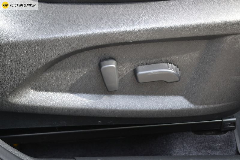 Renault Koleos 2.0dCi INITIALE PARIS 4x4 X-Tr - fotka 18 z 74