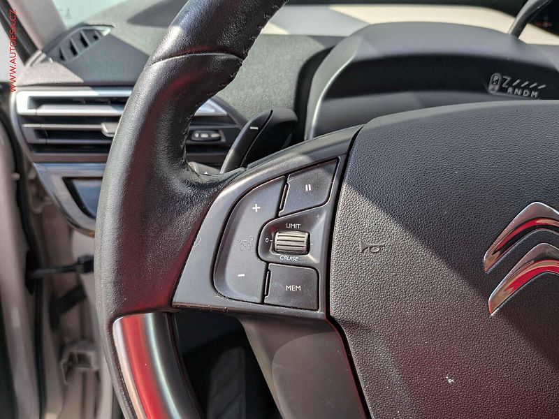 Citroën Grand C4 Picasso (2018) 1.6HDi, ČR, Feel, AT - fotka 13 z 17