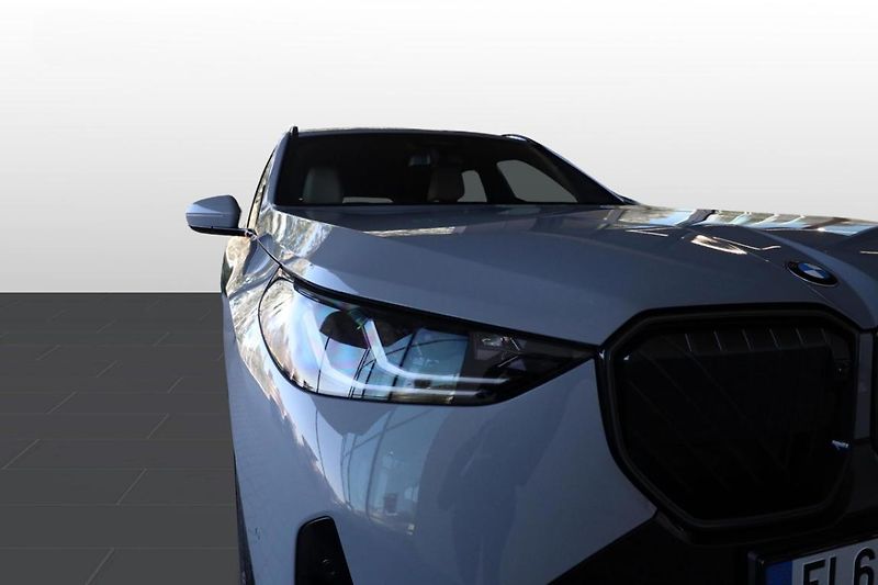 BMW X3 30e xDrive - fotka 22 z 31