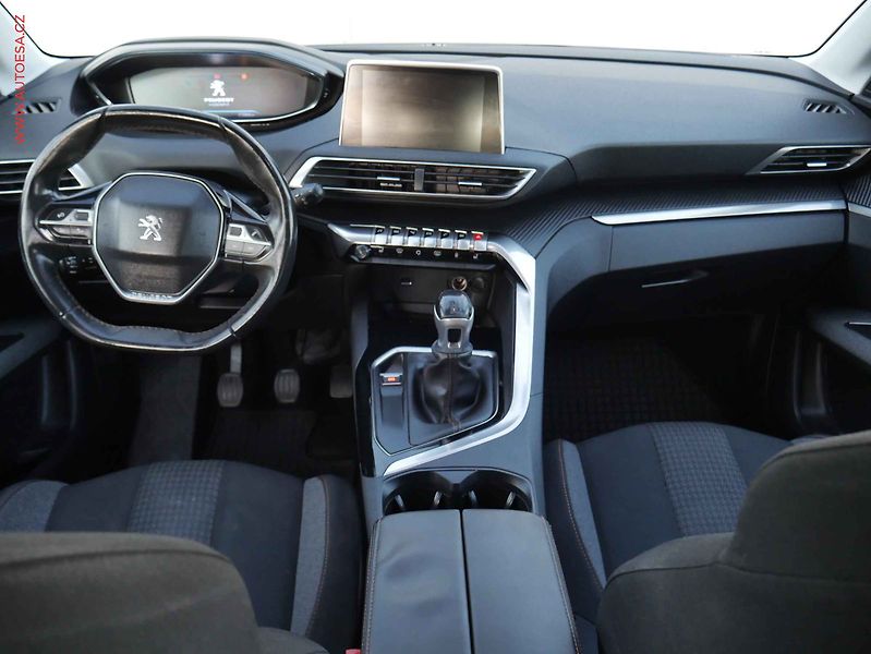 Peugeot 3008 (2016) 1.2 PT, Navigace - fotka 8 z 15