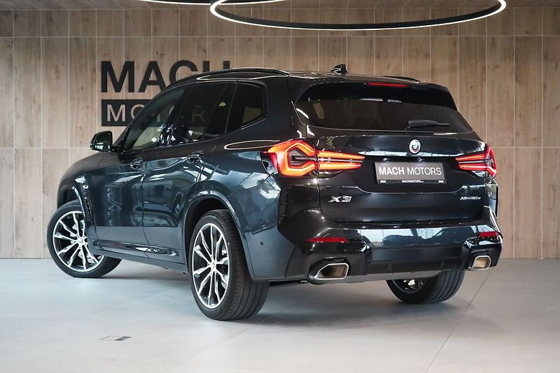 BMW X3 30e xDrive, M Sport, Head-up - fotka 11 z 42