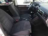 Volkswagen Touran (2017) Highline 1.8 TSI, Automat - náhled 9