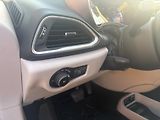 Chrysler Pacifica (2018)  3,6 L DVD Hybrid Plug In 2018 - náhled 20
