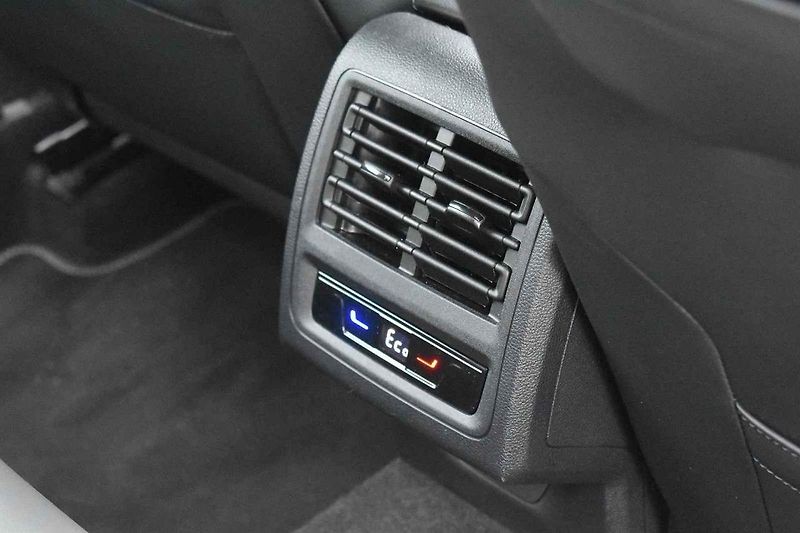 Volkswagen Golf eHybrid je ideální volbou pro ty, kteří po většinu roku jezdí často a na vzdálenosti do sta kilometrů