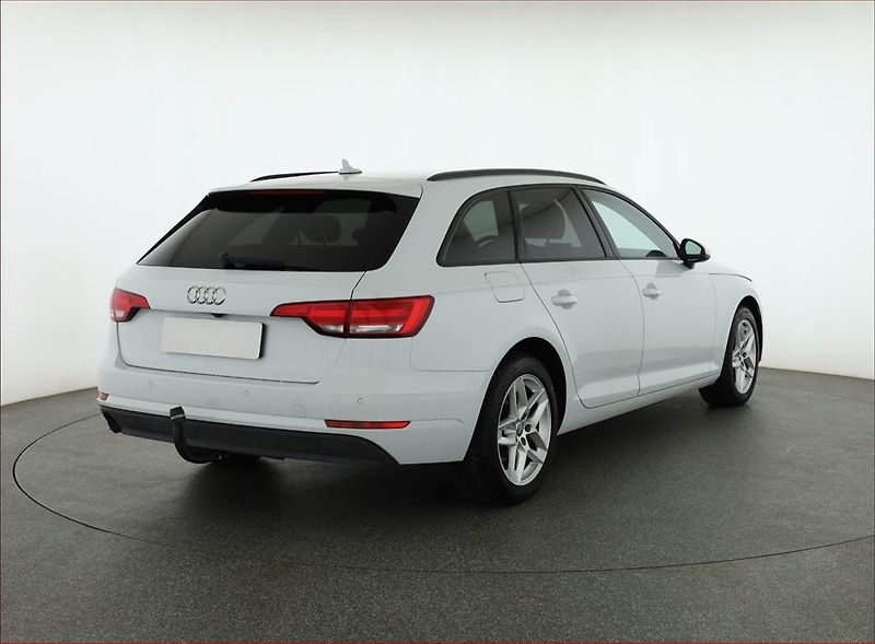 Audi A4 (2017) 2.0 TDI, Automat, Serv.kniha - fotka 5 z 18
